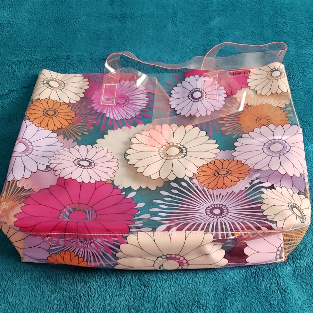 Clinique bag